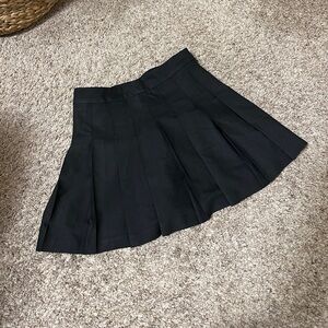 Aritzia mini pleated skirt